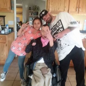 Meet your Posher, Sidney